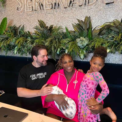 Serena Williams and her husband Alexis Ohanian posted a picture announcing the birth of their second child.